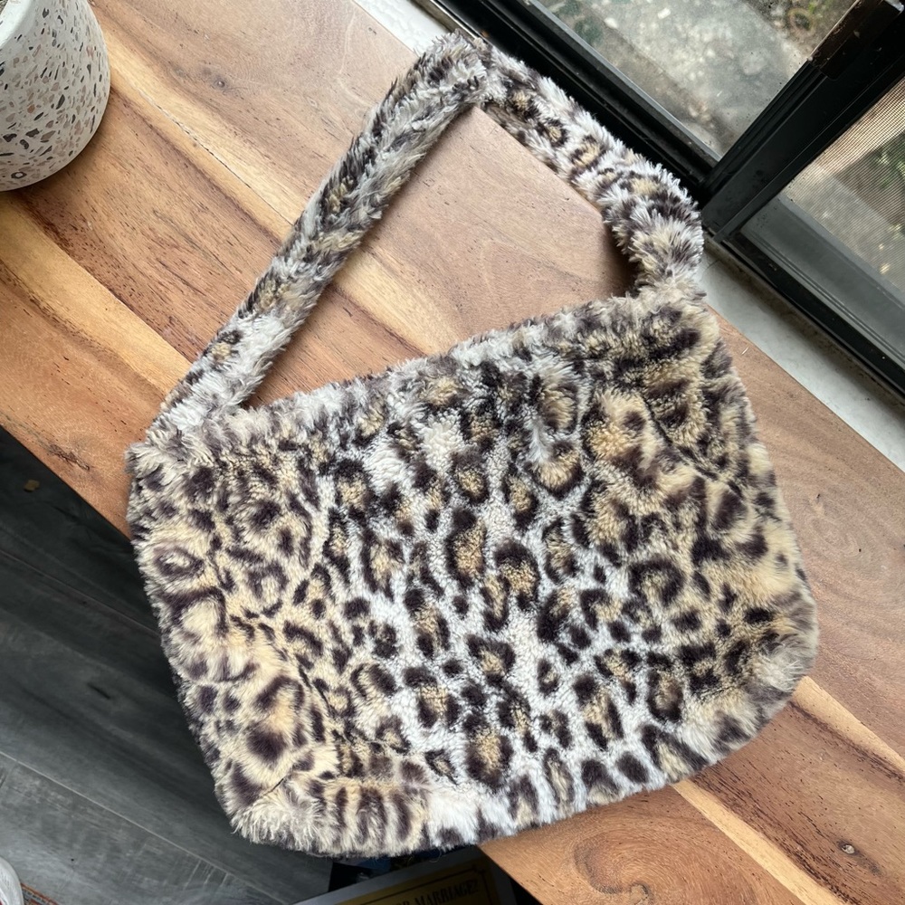 FUZZY CHEETAH BAG